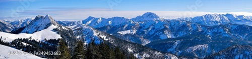 Winterpanorame bayerische Voralpen, Rofan vom Ross- Buchstein bis zum Unnütz photo