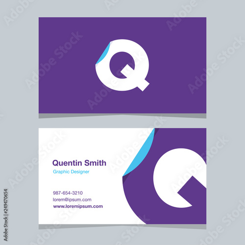Q, monogram logo with business card template.