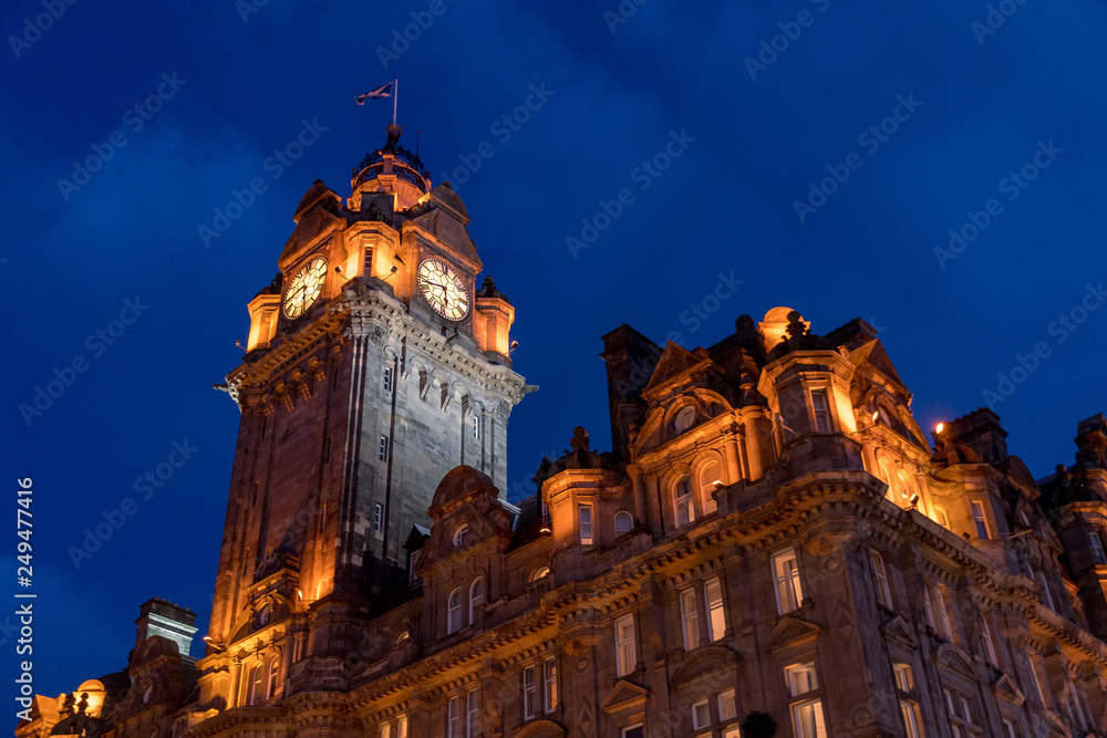 Naklejka premium The Balmoral at blue hour in Edinburgh