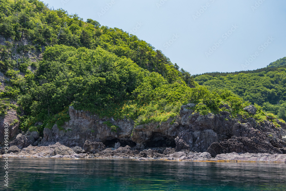 Fototapeta premium 海からの外海府海岸