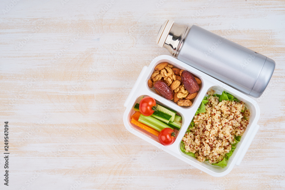 verkenner Baan China Vegan lunch box, thermos, copy space. Healthy vegetarian menu, weight loss,  healthy lifestyle Stock Photo | Adobe Stock