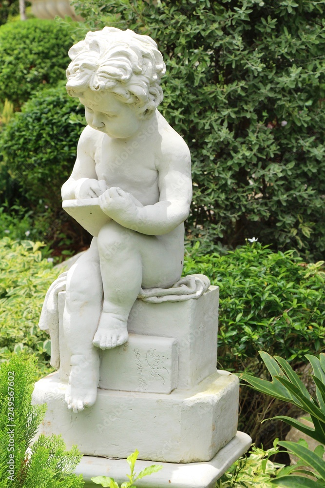 Decorative statue is beauty in the garden Decorative statue is beauty in the garden