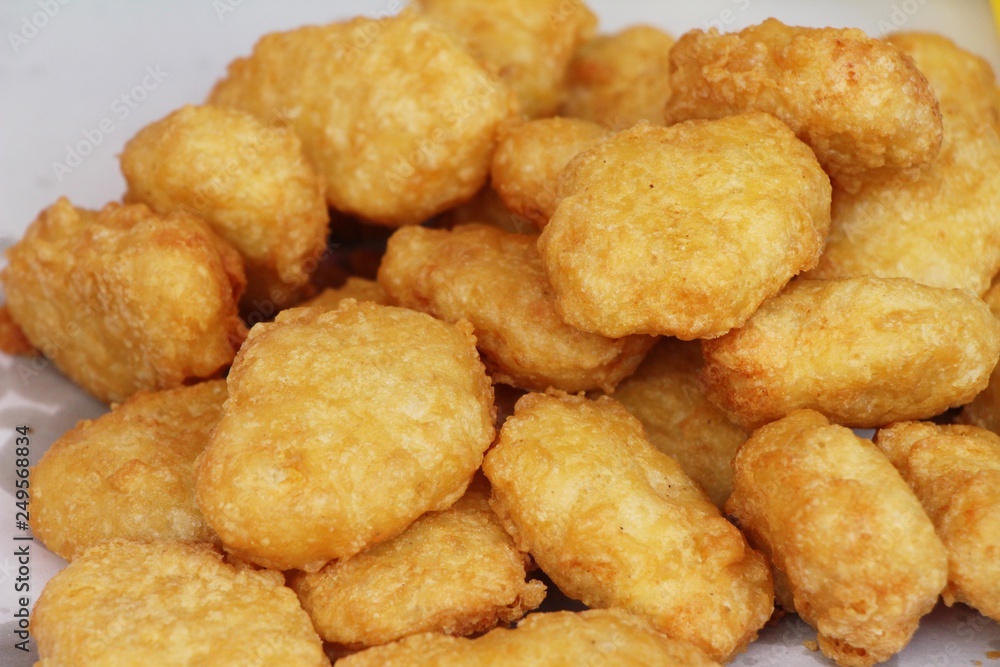 Fried chicken nuggets with sauce is delicious Fried chicken nuggets with sauce is delicious