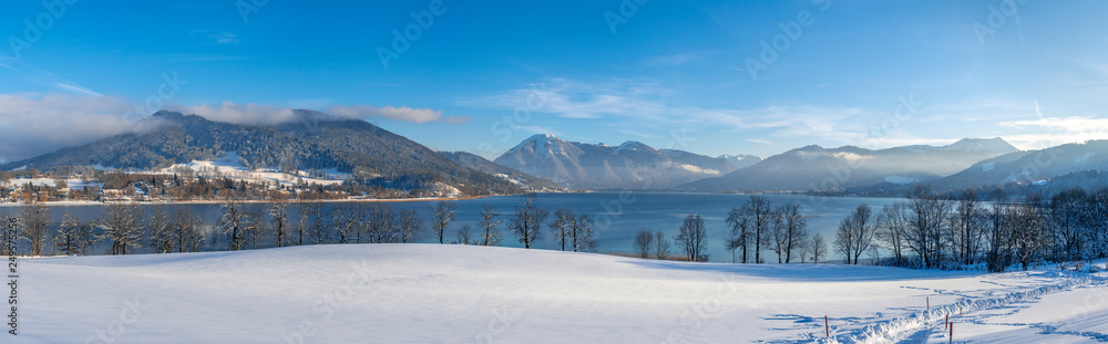 Tegernsee im Winter, Bayern, Deutschland