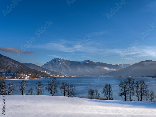 Tegernsee im Winter, Bayern, Deutschland © pwmotion