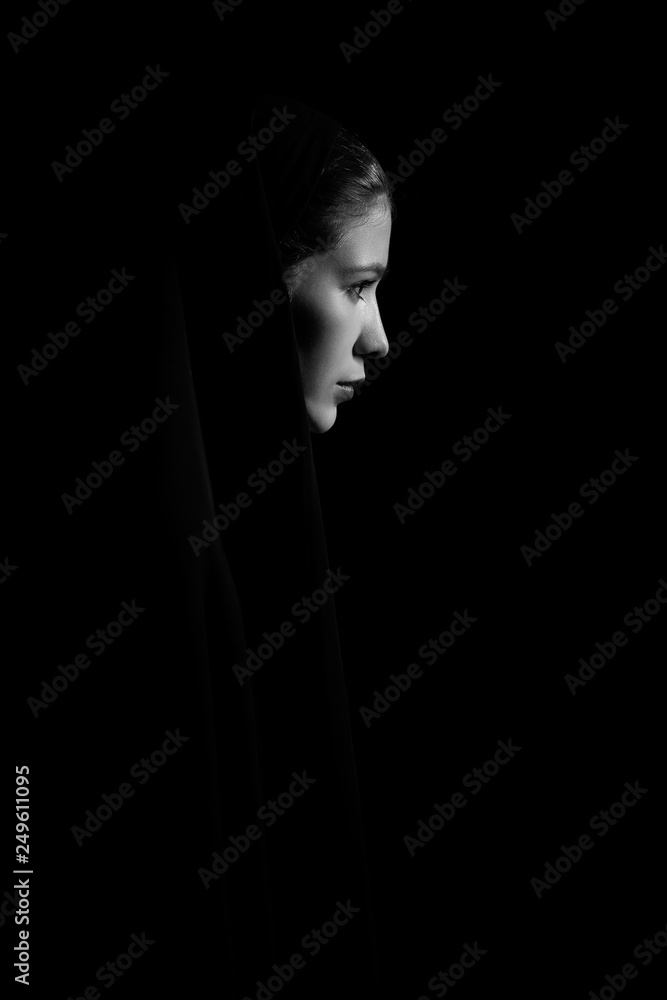 Obraz premium twarz młodej zakonnicy