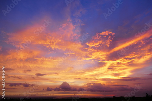 Photo picture a Beautiful natural delicious magnificent asian sunset sunrise.