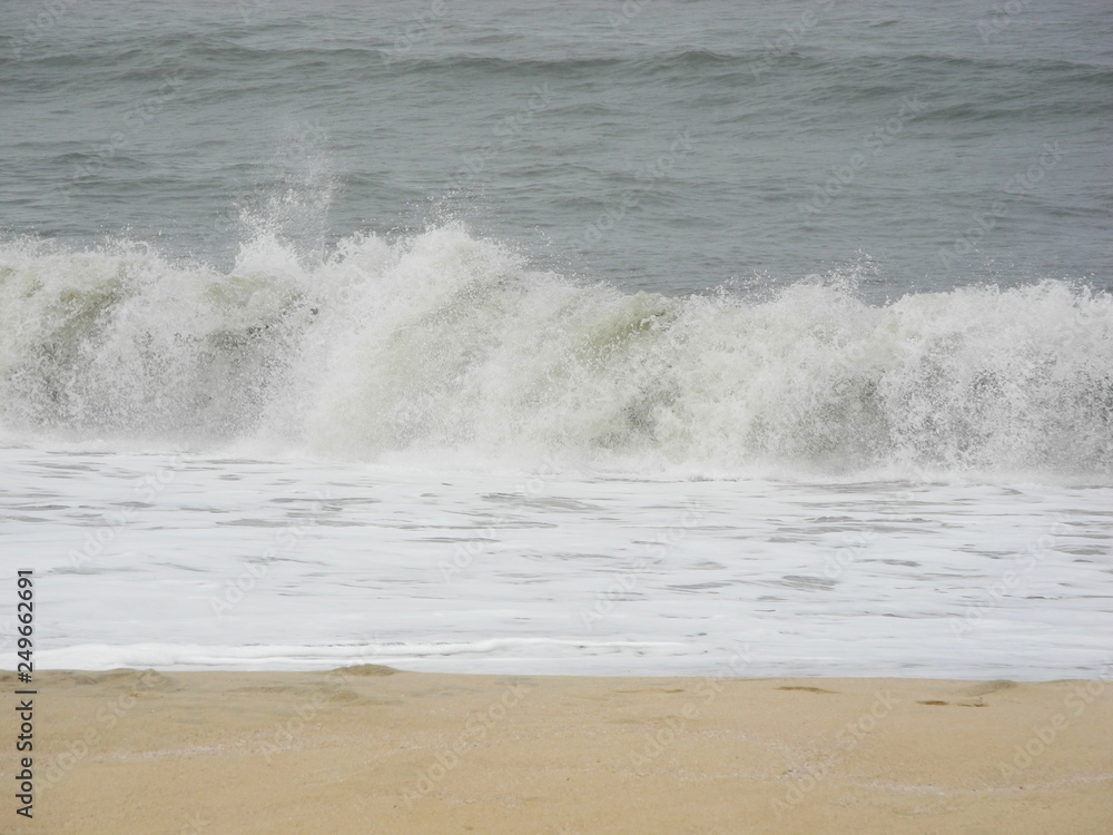 Waves of the Arabian Sea in Kerala, Kochi