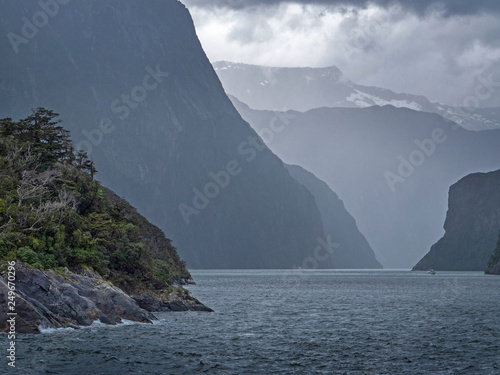 Milford Soud Fjordland New Zealand photo