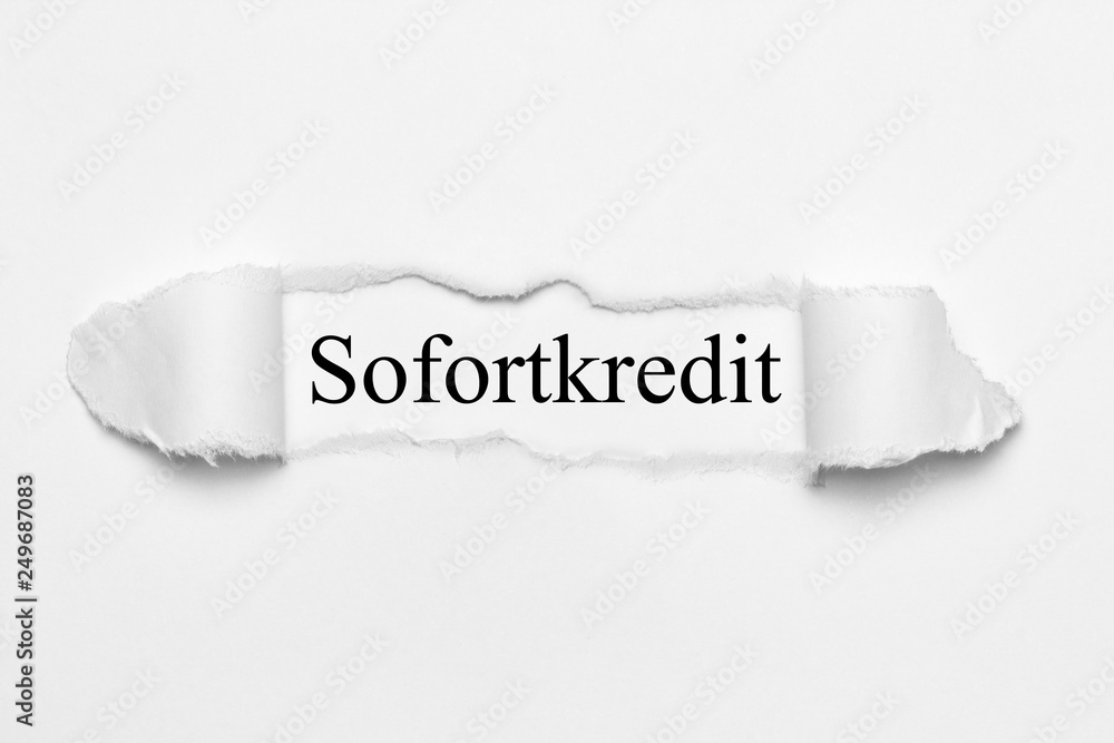 Sofortkredit auf weißen gerissenen Papier Sofortkredit auf weißen gerissenen Papier