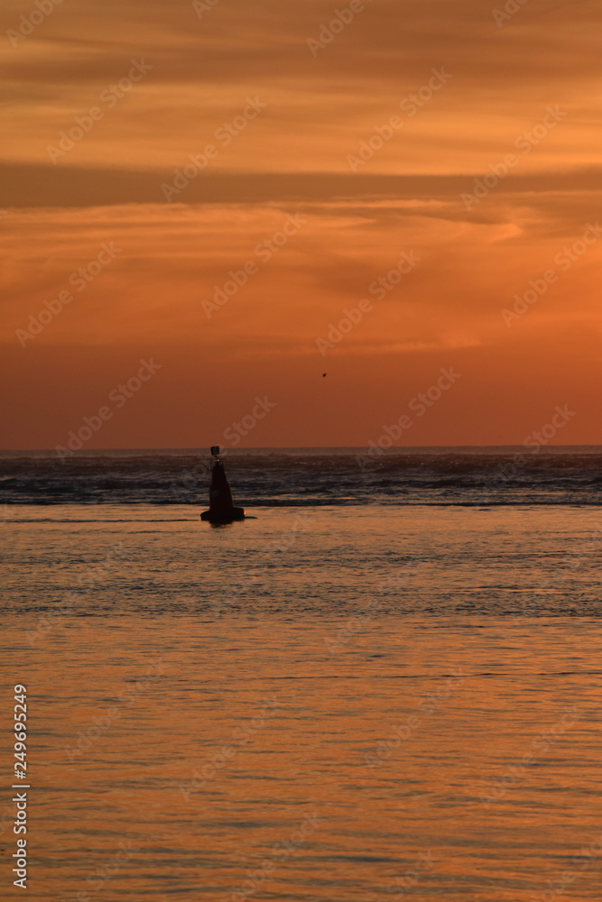 Fototapeta premium Atardecer mar