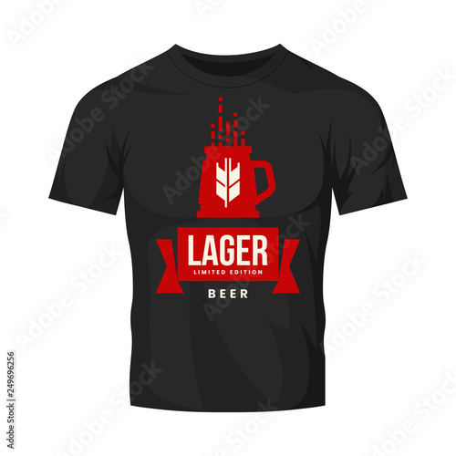 Modern craft beer drink vector logo sign for bar, pub, store, brewhouse or brewery isolated on black t-shirt mock up. Premium quality mug logotype illustration. Brewing fest fashion badge design.