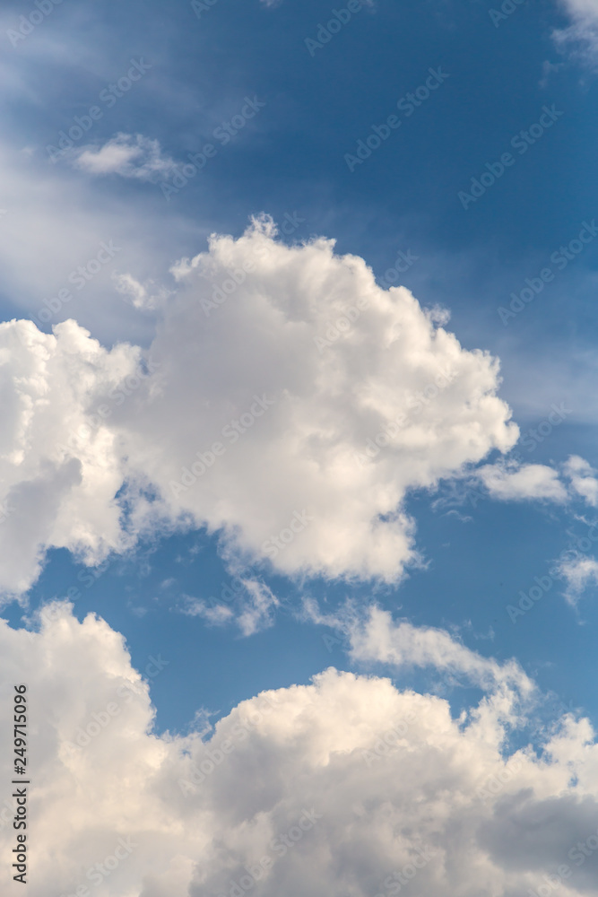 Obraz premium Blue Sky background with white clouds. Cloud and sky on daylight as a background