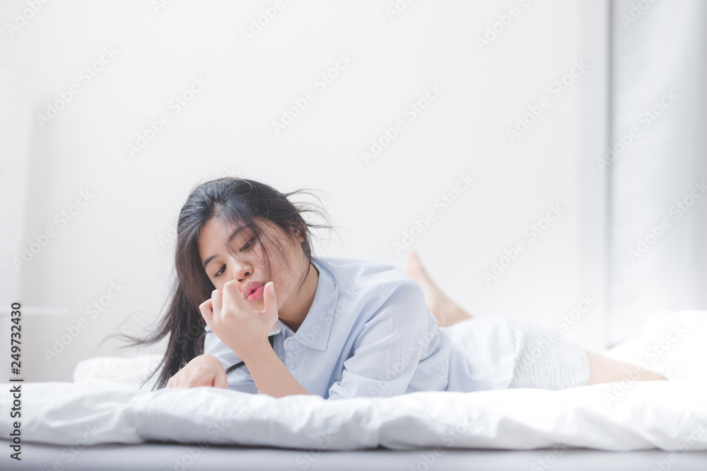 朝・女性 朝・女性