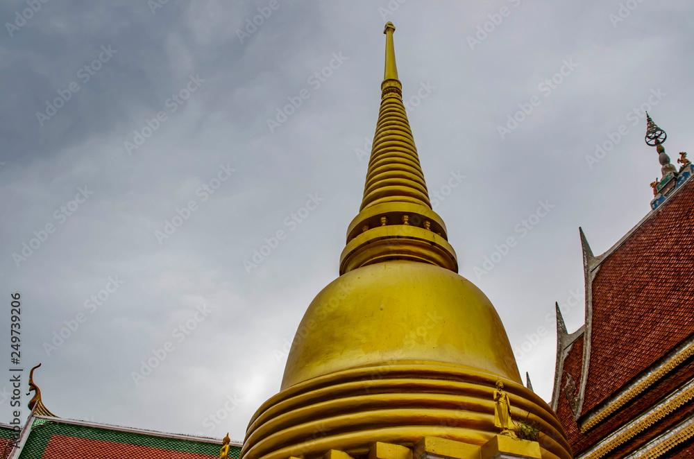 Fototapeta premium Gran Palace Wat Phra Kaew Temple in Bangkok, Thailand