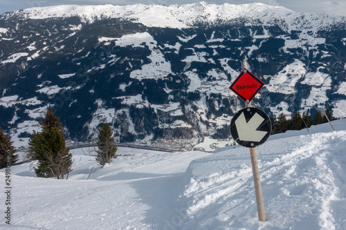 a ski area with fantastic weather © karegg