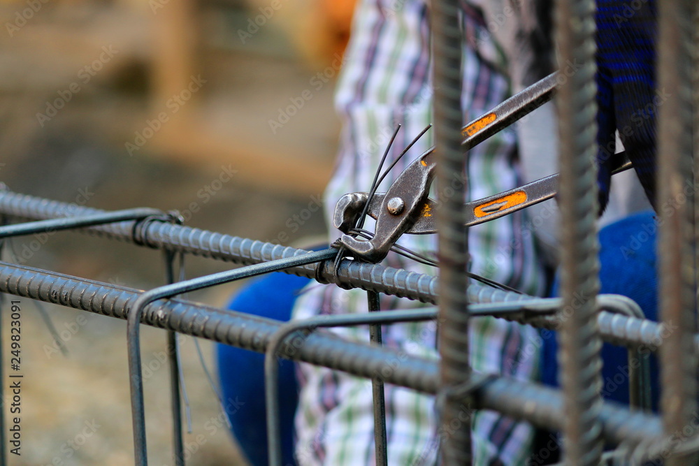 Construction technicians are working on steel, concrete building structures. Construction technicians are working on steel, concrete building structures.