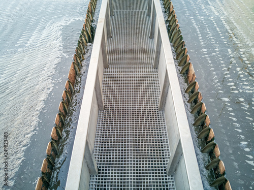 Clarifier cisterns system and effluent for wastewater treatment plant 