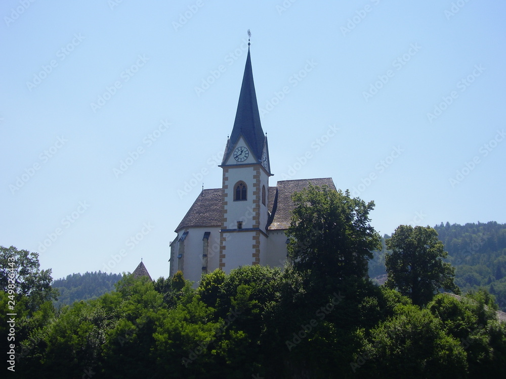 Chiesa nelle Alpi austriache