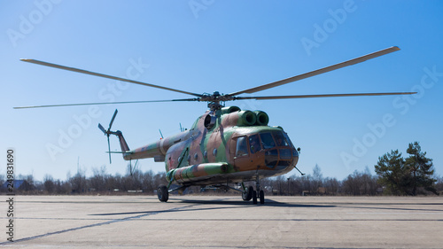 Fototapeta Naklejka Na Ścianę i Meble -  Russian Mi-8 helicopter