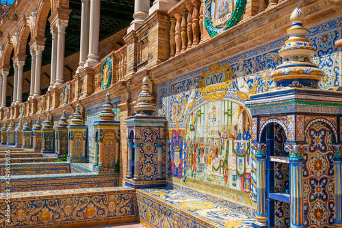 Panche e ornamenti di ceramica con mosaici rappresentanti le province ibero-americane e le colonie, Piazza di Spagna, Panca Cadice, Siviglia, Andalusia, Spagna photo