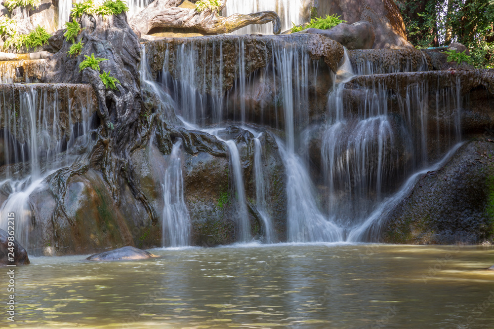 Obraz premium Waterfall Made by humans.