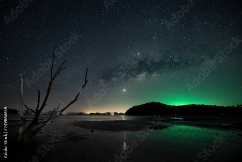 Milkyway galaxy at Koh Yao Noi island, Phang-Nga province © Teeradej