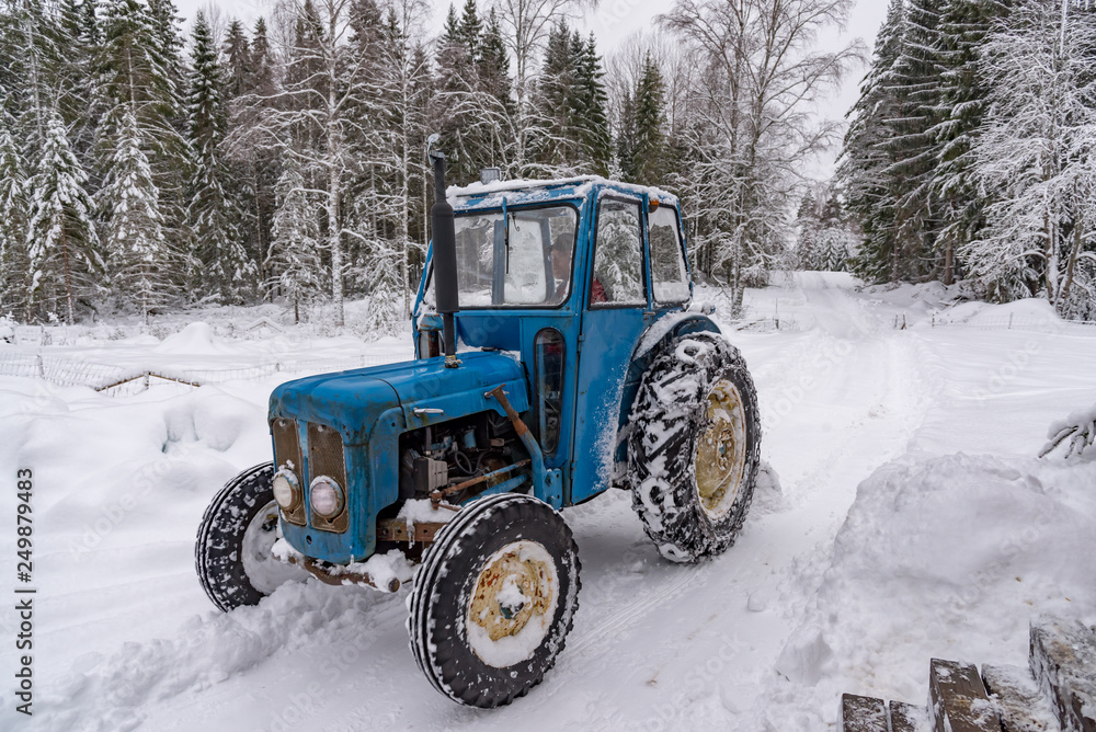 old blue fordson dexta tractor plowing snow old blue fordson dexta tractor plowing snow