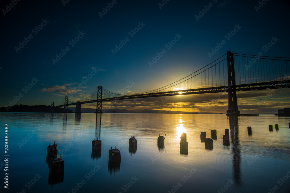 Fototapeta premium San Francisco Bay Bridge at sunrise
