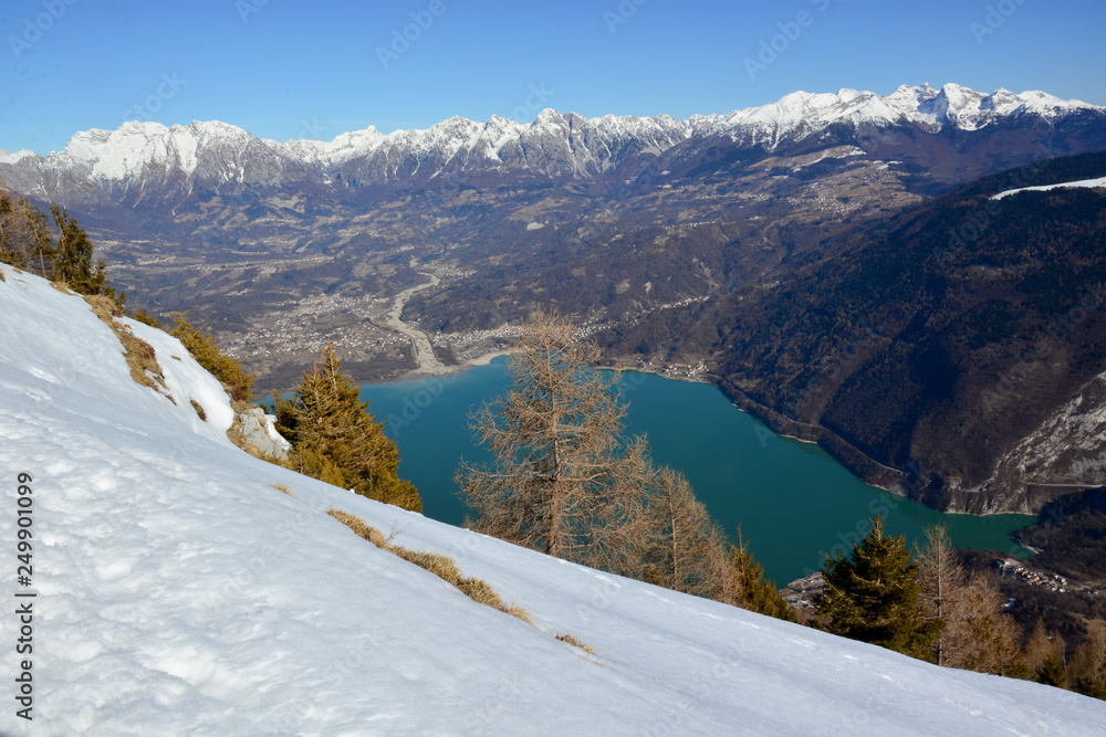 Il lago di Santa Croce a Belluno,visto dalle montagne del Nevegal Stock  Photo | Adobe Stock