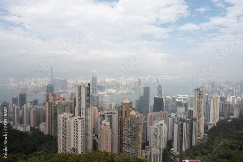 Hong Kong cityscape from Victoria Peak © mehdi33300