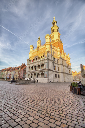 City center and town hall - Poznan - Poland © sanzios