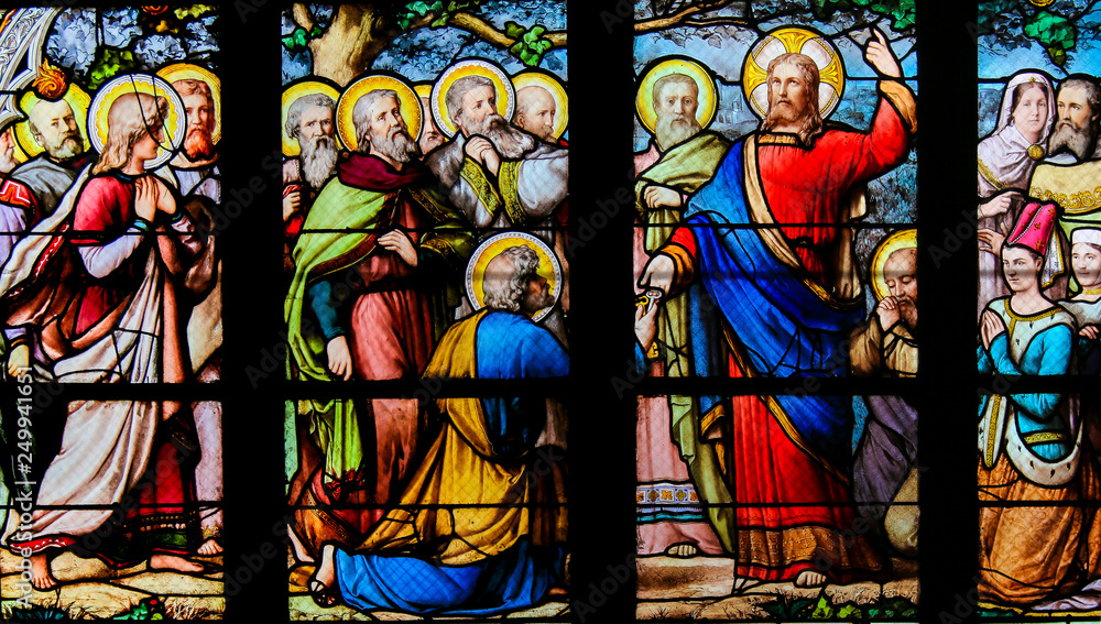 Jesus handing over the Keys to the Kingdom of Heaven to Saint Peter - Stained Glass