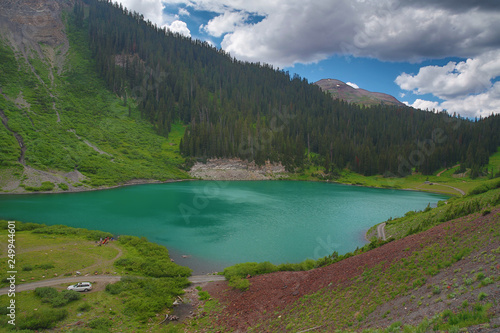 Tourquoise Lake in the colorado wilderness