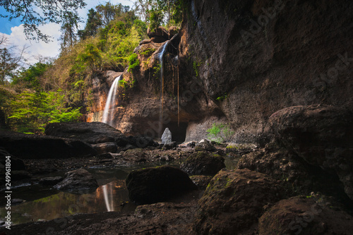 Haew Suwat Waterfall photo