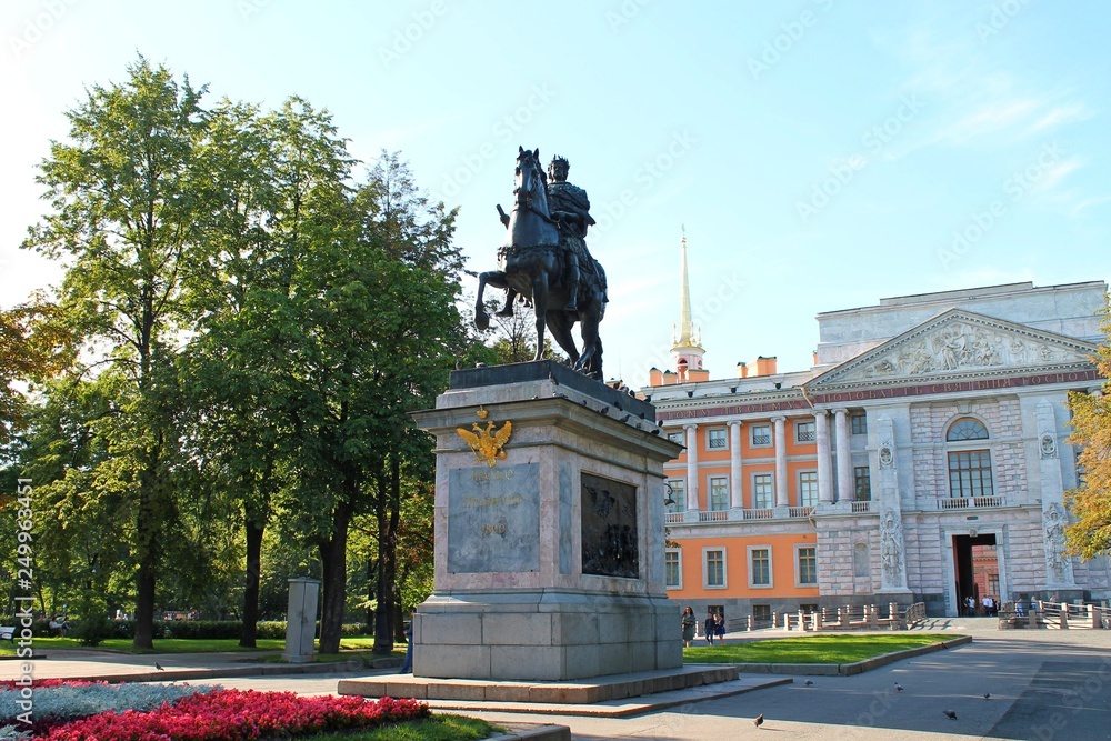 Monument to Peter 1. Mikhailovsky Castle. St. Petersburg.