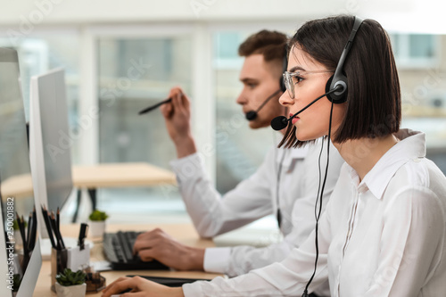 Technical support agents wo...