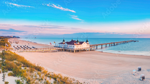 Strand von Ahlbeck mit Seebrücke