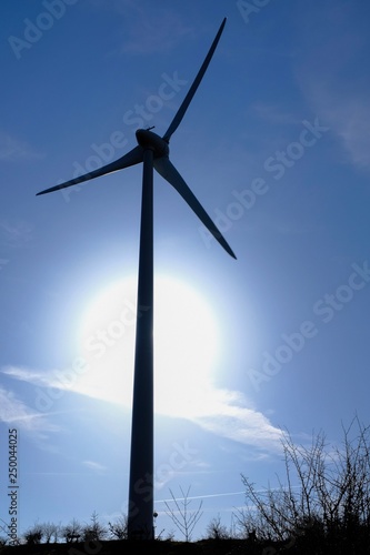 Obraz na płótnie wind turbine clean power generator w salonie
