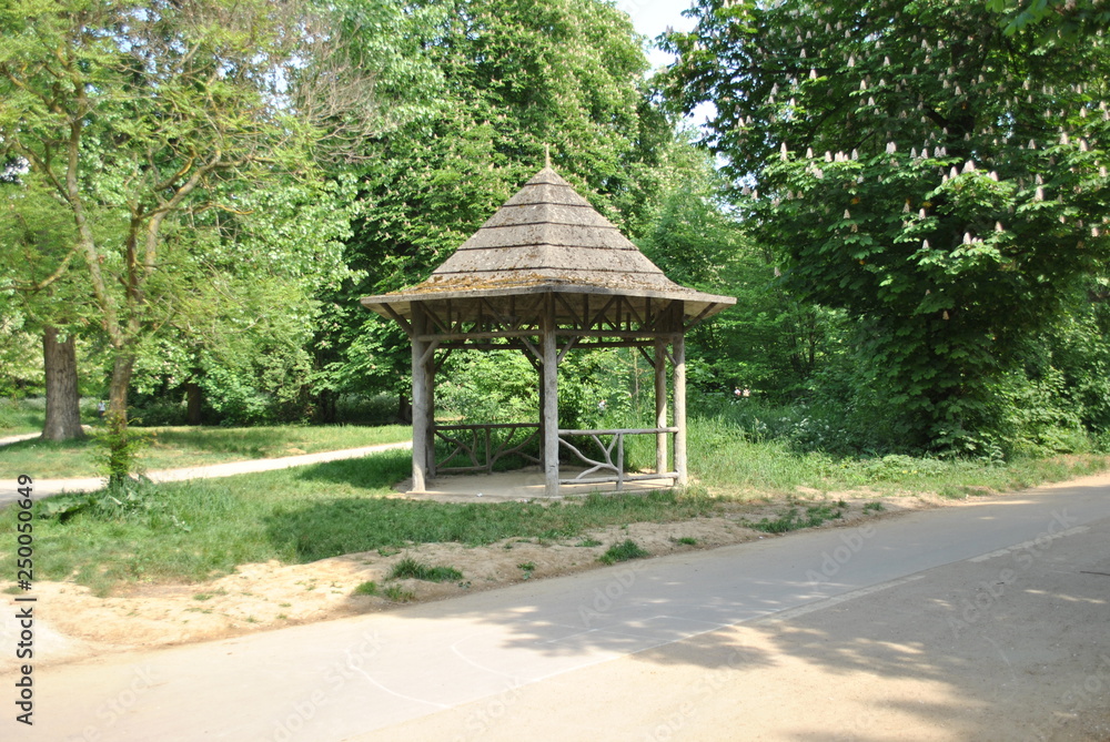 kiosque a Vincennes kiosque a Vincennes