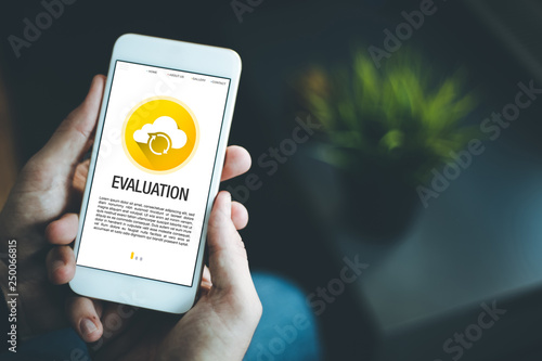 EVALUATION CONCEPT ON SCREEN