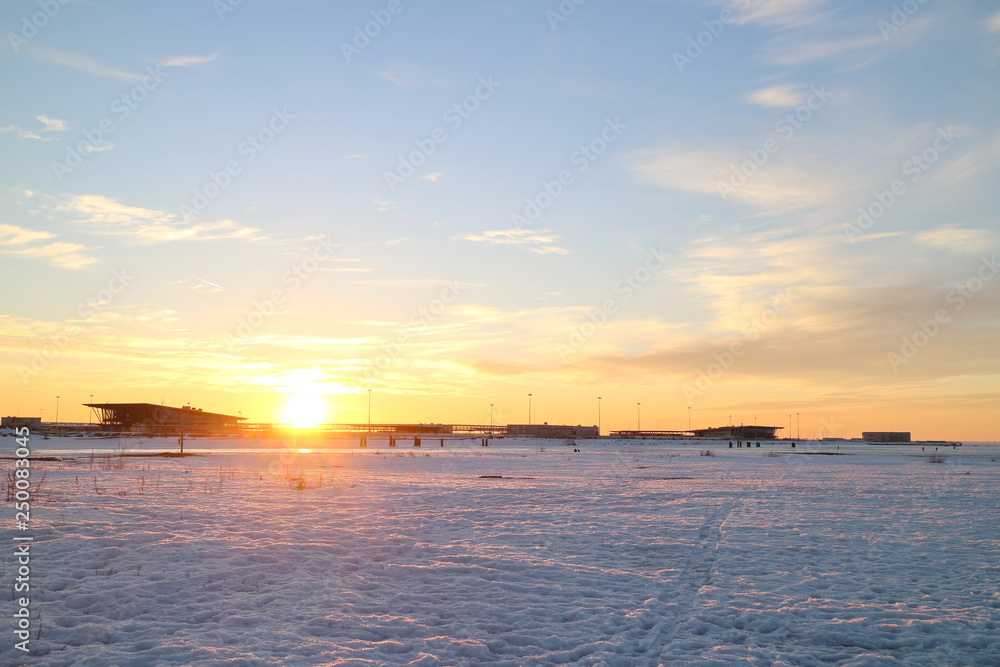 Fototapeta premium sunsets on the city coast in winter