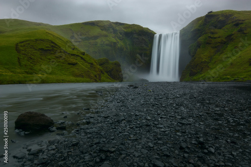 Grande Cascata in Islanda