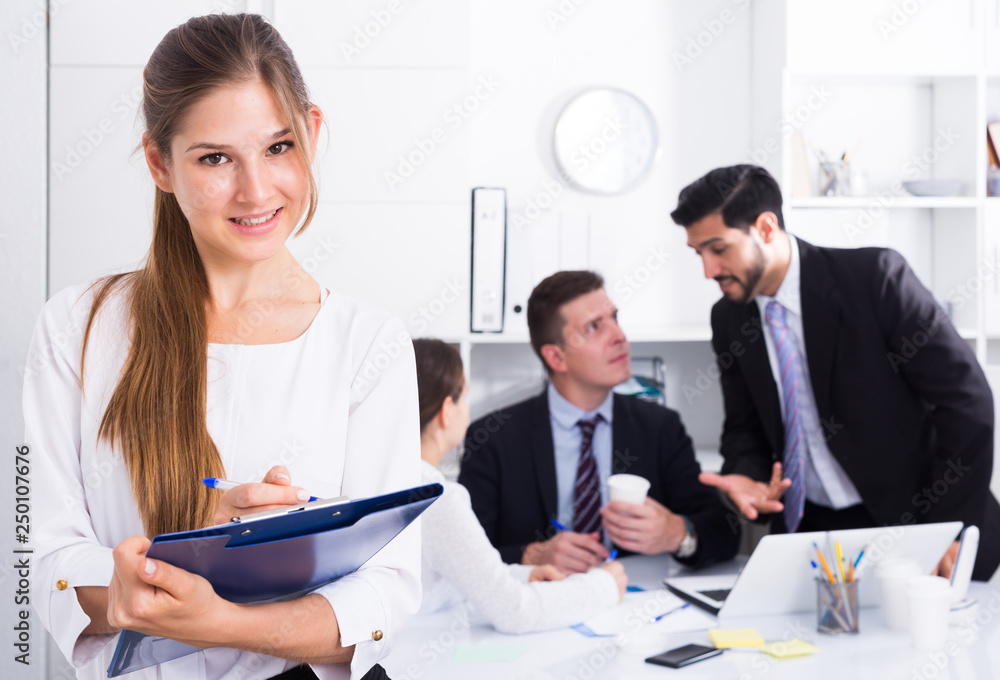 Fototapeta premium Business woman writing down tasks