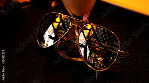 Wallpaper Mural Sunglasses Torontodigital.ca