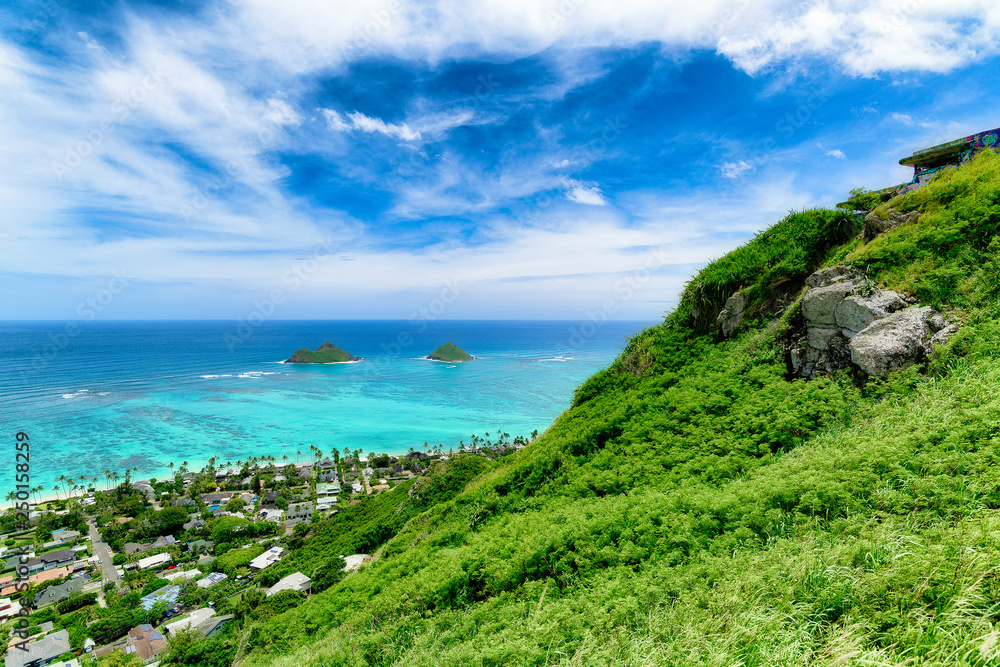 ハワイ　オアフ島　ラニカイピルボックストレイルからの風景