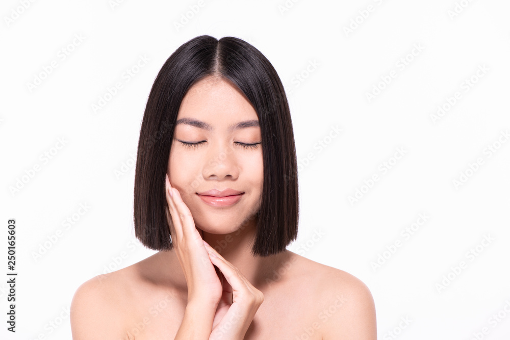 Obraz premium The concept of healthy beautiful woman. Beautiful women take care of skin health. Beautiful girl on white background.