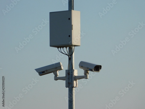 sistema di video sorveglianza con telecamere