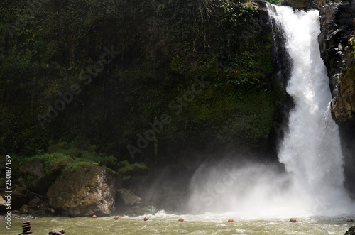 View of Tegenungan Waterfall near Ubud in Bali © tang90246