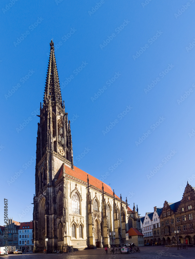 St. Lamberti - römisch-katholische Kirche im Stadtkern von Münster, Westfalen, NRW